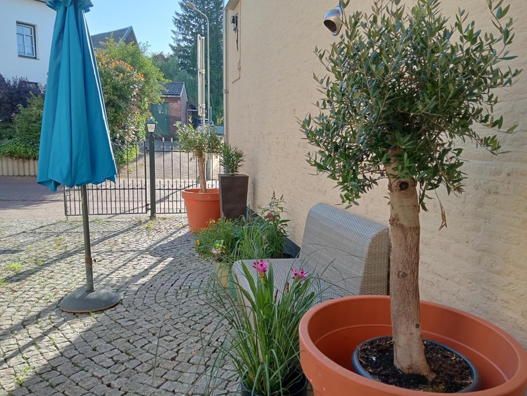 Bnb Het Geluk Van Limburg Mechelen Dış mekan fotoğraf